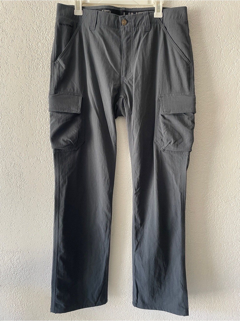 Under Armour Storm Cargo Fit Loose Pants Men’s 34x32 Gray NWT